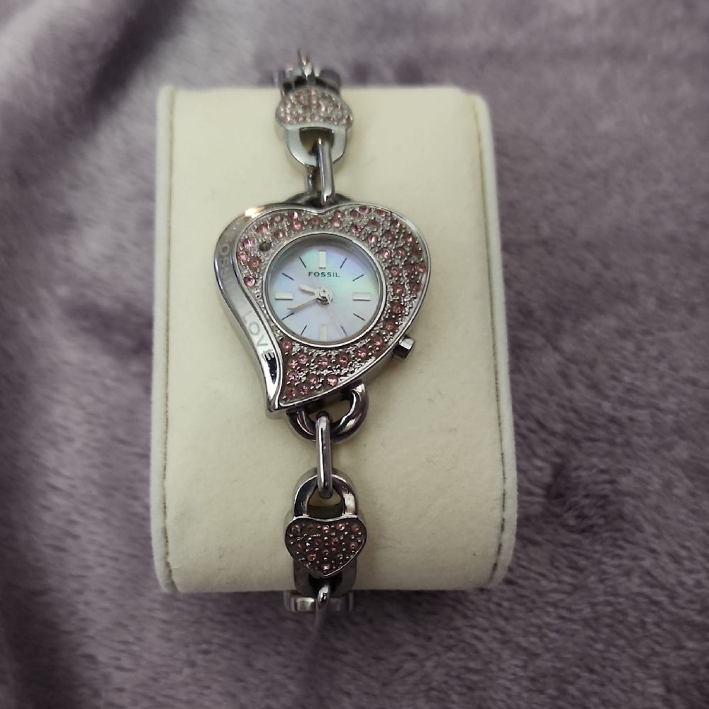 FOSSIL Heart watch with pink Swarovski crystal hearts